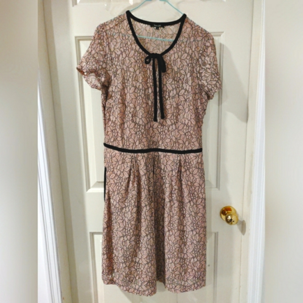 RW&CO. Pink Contrast Lace and Velvet Dress with Pockets - Size L
